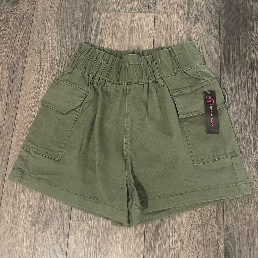 Women’s Green Cargo Shorts!